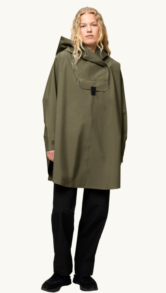 Blæst Bergen Poncho Grape Leaf | Fjellkjeden.no - www.fjellkjeden.no ...